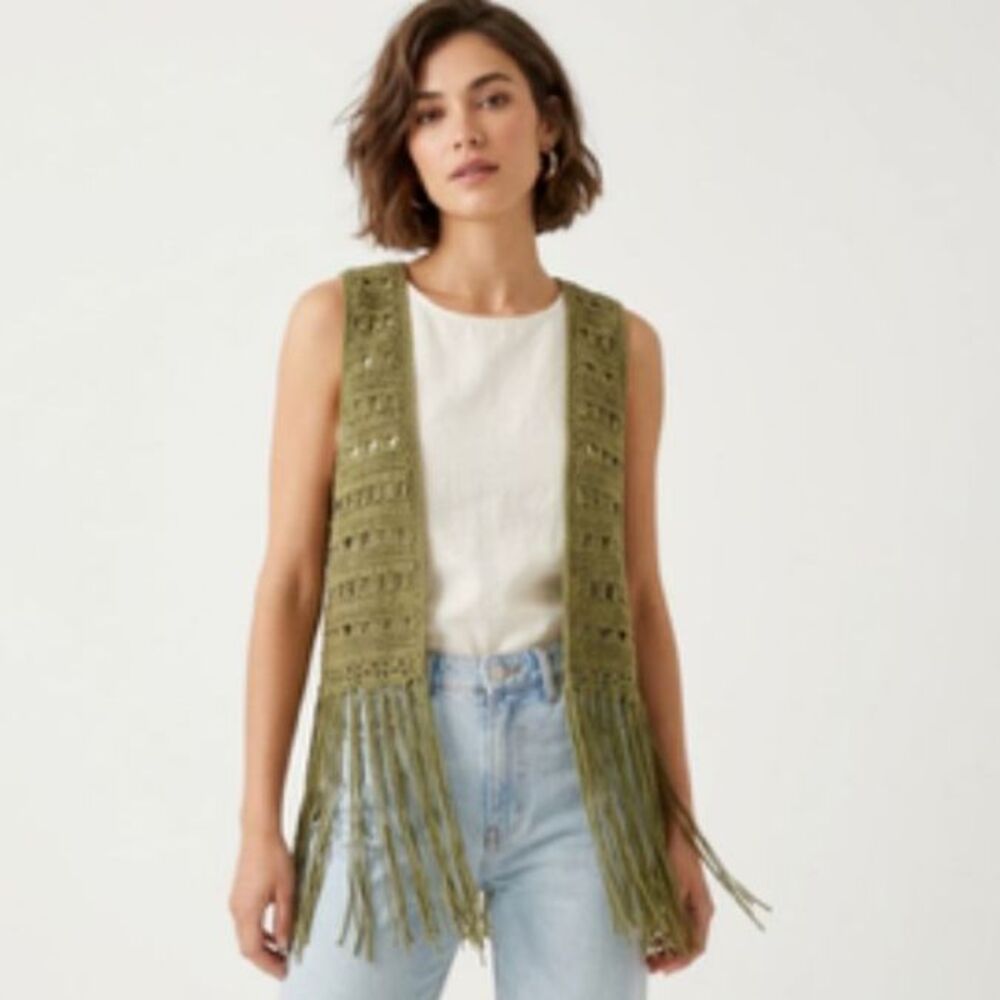 YA Los Angeles Women's Light Olive Green Crochet Fringe Open Front Vest Size L